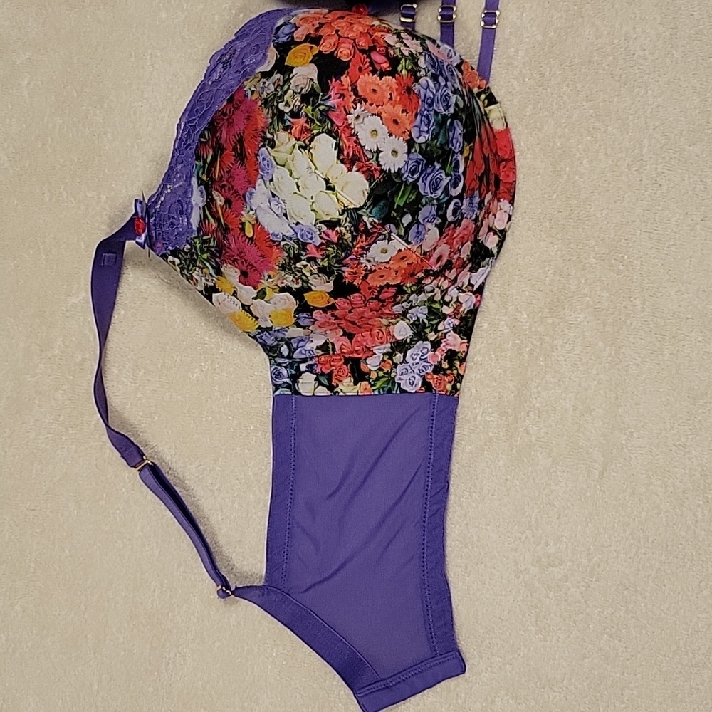 Floral Lace Women's Bra - Picture 2 of 12